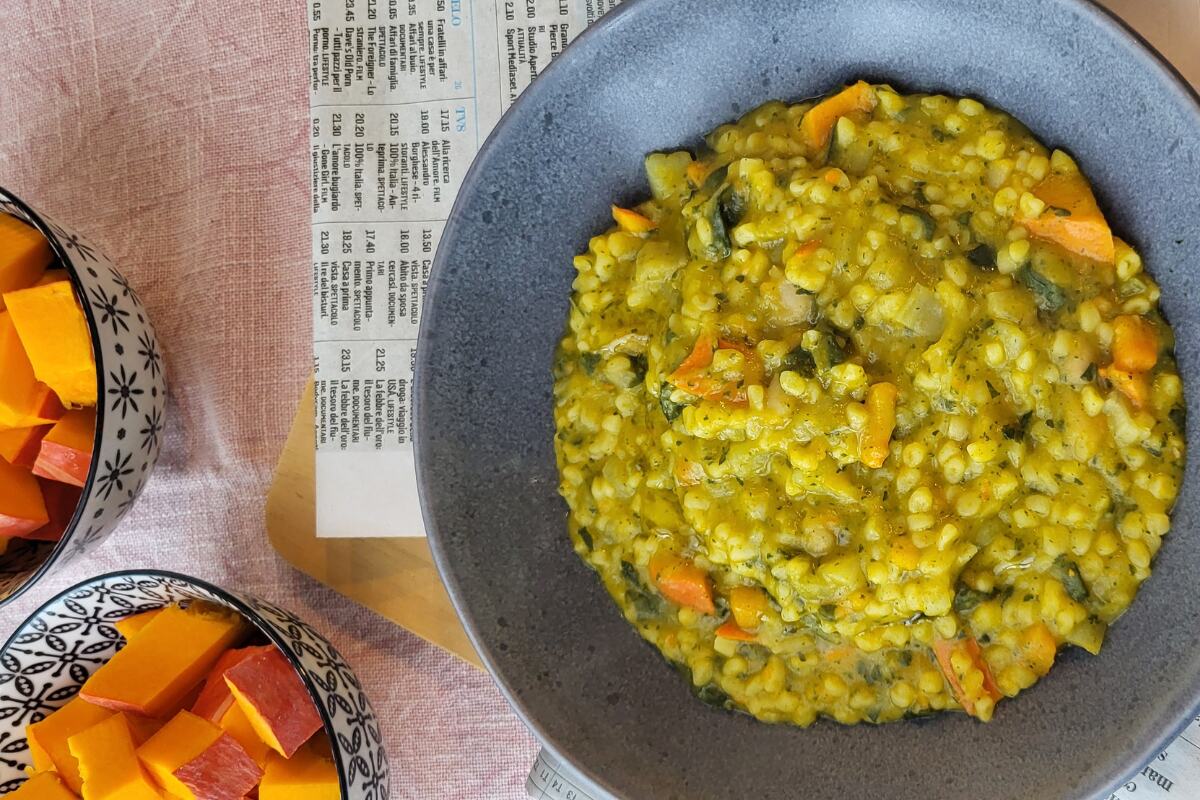 Zuppa di bietole, zucca e fagioli