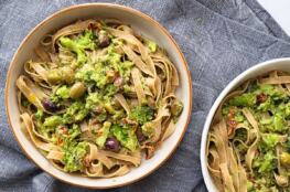 Tagliatelle integrali broccoli e alici