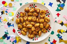 Gnocchi dolci con zucchero e cannella